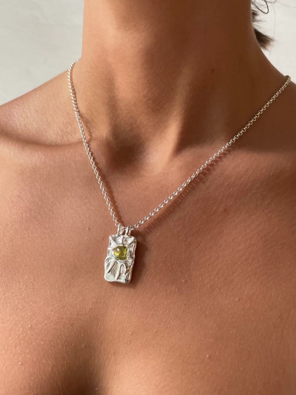 Simuero Leo necklace