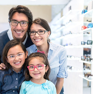 Smiling family with an eye doctor in Daly City.