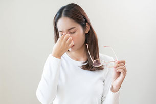 A Modern Approach to Dry Eye Relief - How Lacrafil, Rinsada, and Thermal 1 Touch Help