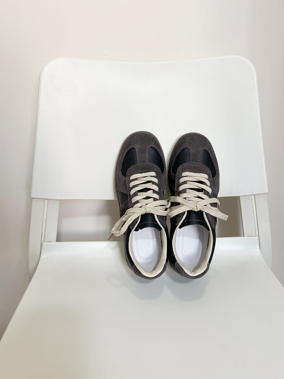 縮圖：百搭之選 Leather GAT