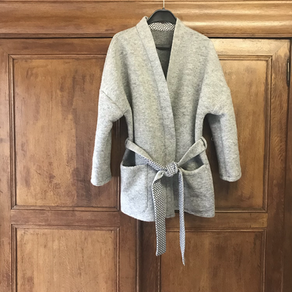 La veste tirée du livre Dressed