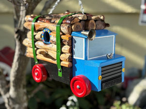 Birdhouse
Bird House
Victoria BC Canada
Local business