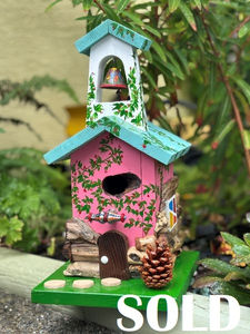 Birdhouse
Bird House
Local business
Victoria BC Canada