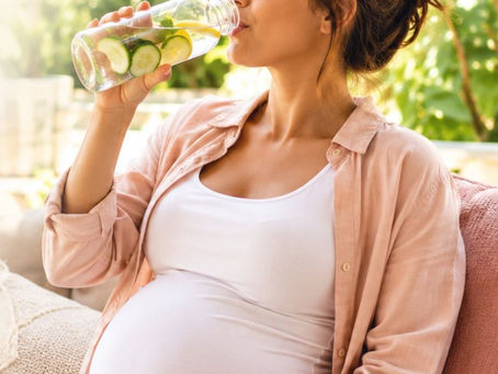 Staying Hydrated During Pregnancy: Why It Matters Even More in 35°C+ Heat