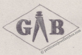 Poinçon de maître orfèvre joaillier, poinçon de fabricant, poinçon d’atelier, poinçon losangique. NOM: Georges Barre INITIALES: G B SYMBOLE: Compas DATES: 1904 - 1905 PROFESSION: Bijoutier ADRESSE: 3 rue de la Perle, Paris, France