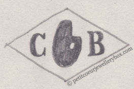 Poinçon de maître orfèvre joaillier, poinçon de fabricant, poinçon d’atelier, poinçon losangique.   NOM:                Charles Boutet de Monvel      INITIALES: C B SYMBOLE: Palette DATES: 1900 -PROFESSION: Orfèvre   ADRESSE: 71 rue Vandamme, Paris, France
