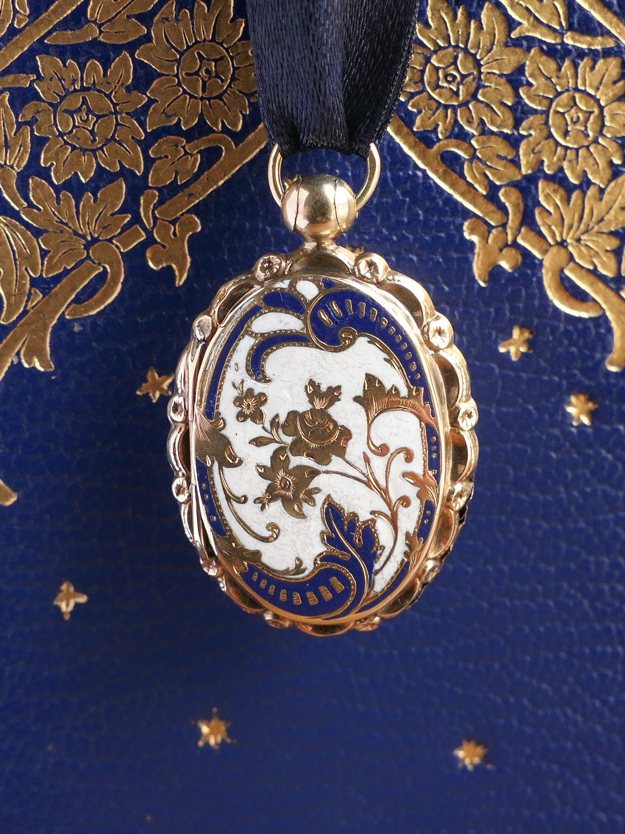 Victorian Locket with Ornate Naturalist White and Blue Enamel Details