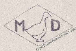 French Maker's Mark
NAME: Marcel Duvoucoux INITIALS: M D SYMBOL: Goose DATES: 1939 - SPECIALITY: Gold nib maker PLACE: 78 rue Turbigo, Paris, France