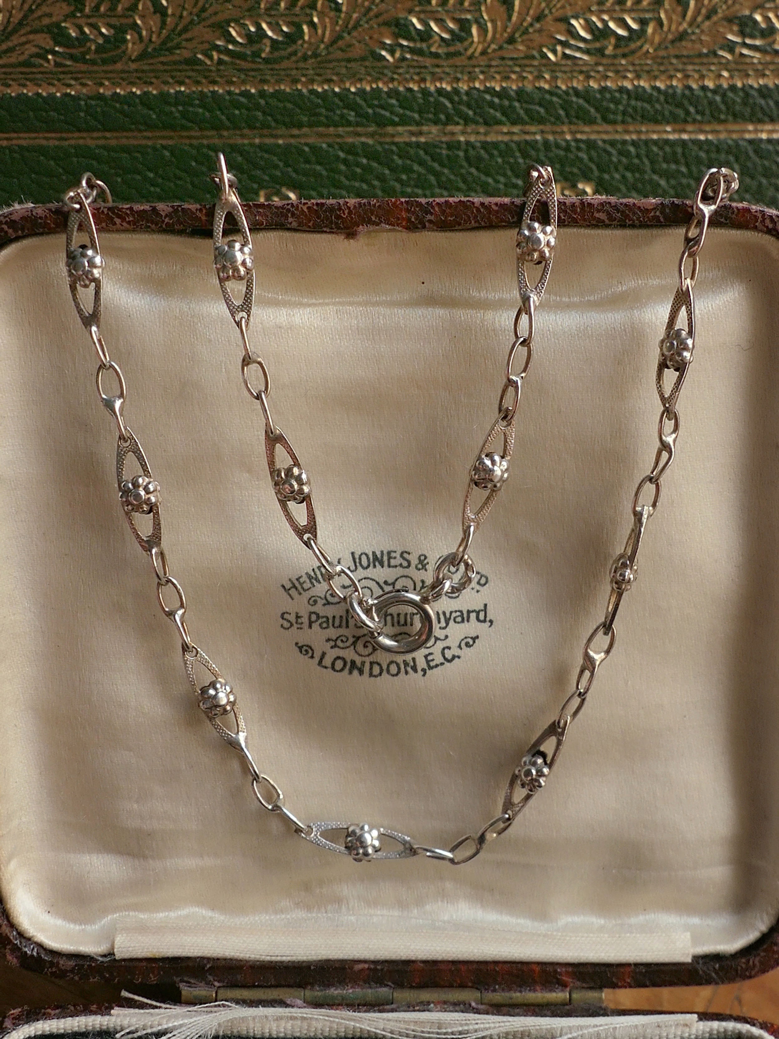 Delicate Floral Link Vintage Silver French Chain