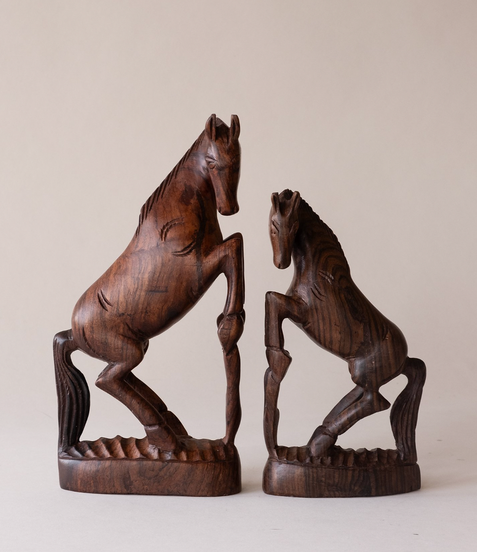 A Life Less Ordinary, Horse Sculpture / Bookends, £88