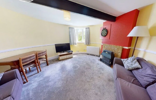 Oast Cottage, 2 Bedrooms, 1 Bathroom, Harrietsham, Kent, £425k