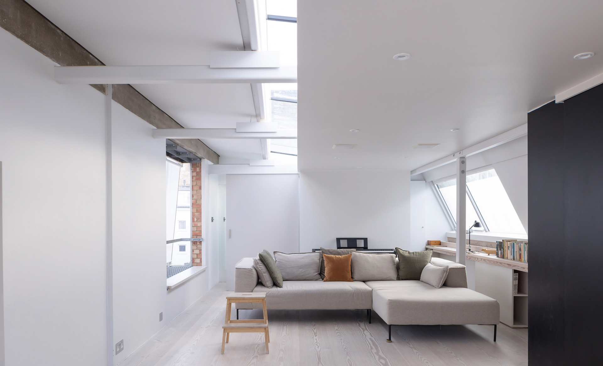 Vernon Yardm, 5 Bedrooms, 5 Bathrooms, Notting Hill, London, £4.5 Million