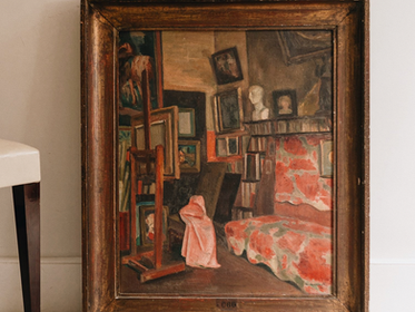Timeless Tidings: Antiques to Gift this Christmas