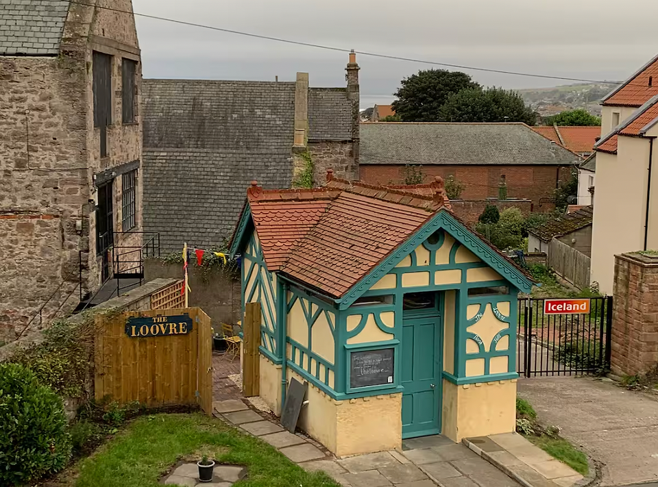 Grade II Listed The Loovre Tiny House, 2 Guests, 1 Bedroom, 1 Bathroom, Northumberland, £229 (2 Nigh