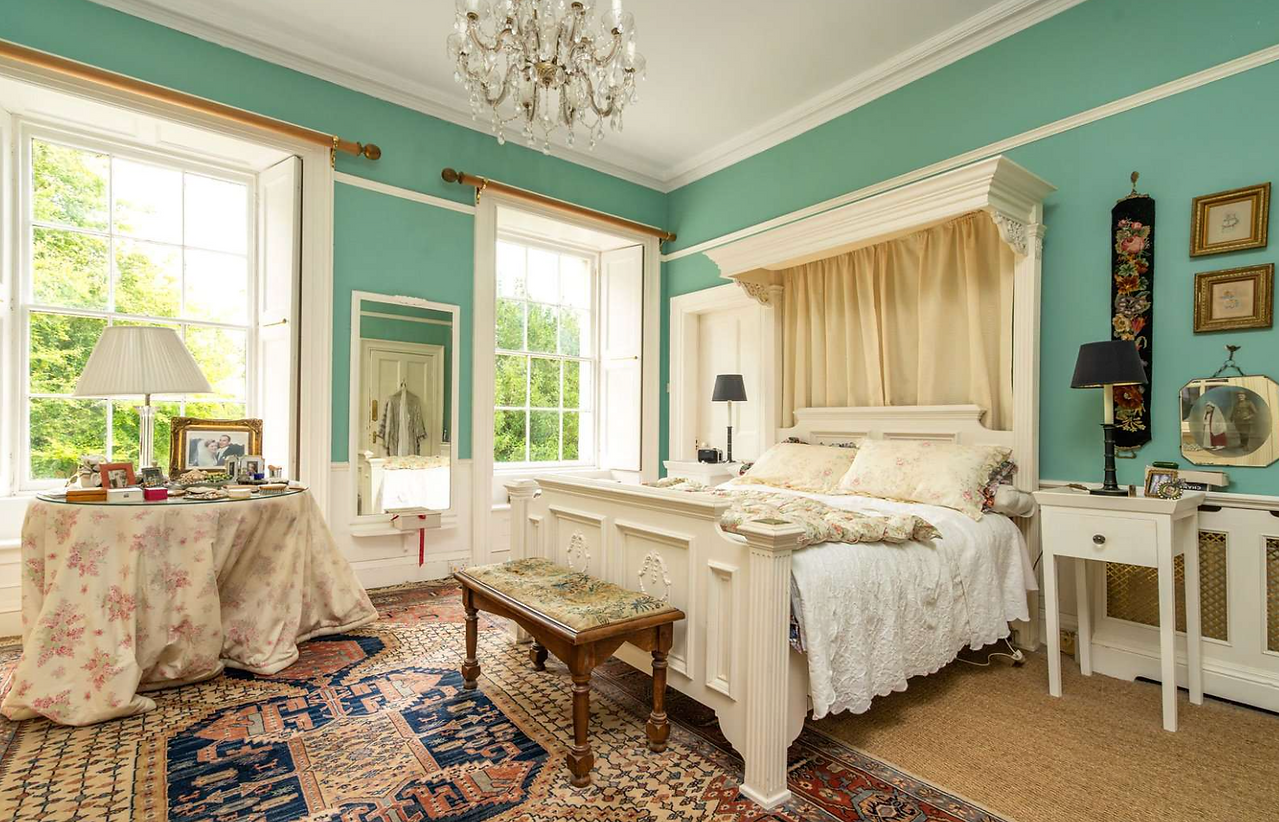 Late Georgian Ballyarr House, 4 Bedrooms, 3 Bathrooms, Co Donegal, €925k