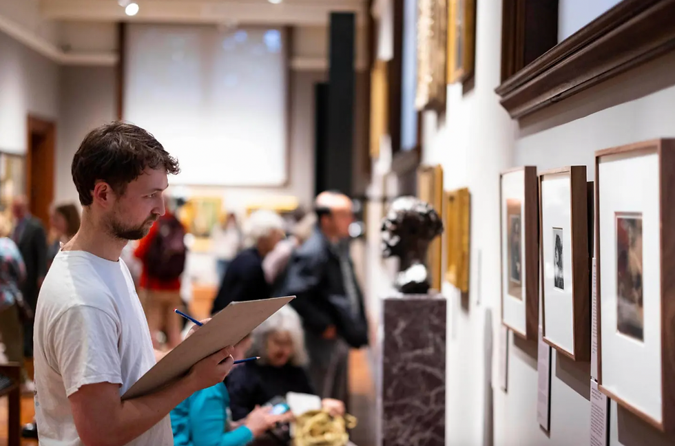 Drop-in Drawing, National Portrait Gallery. Image: © Dave Parry