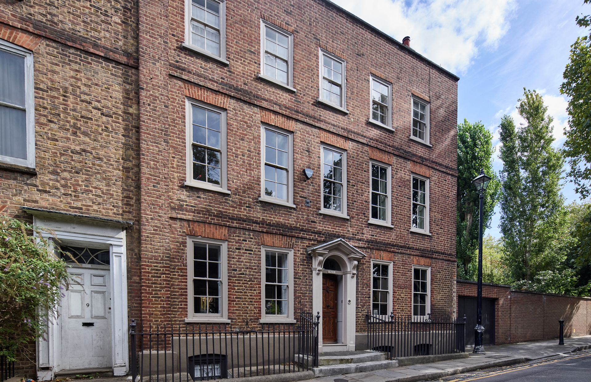 Grade II Listed Early 18th Century House, 5 Bedrooms, 3 Bathrooms, Greenwich, London, £2,975,000