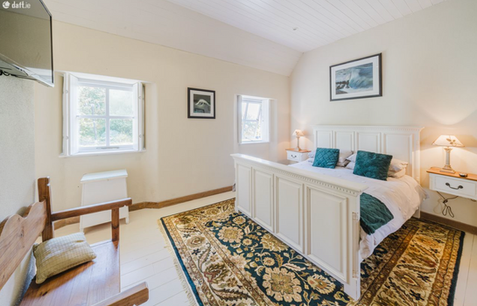 Sheeffry Cottage, 3 Bedrooms, 4 Bathrooms, Westport, Co. Mayo, €675k