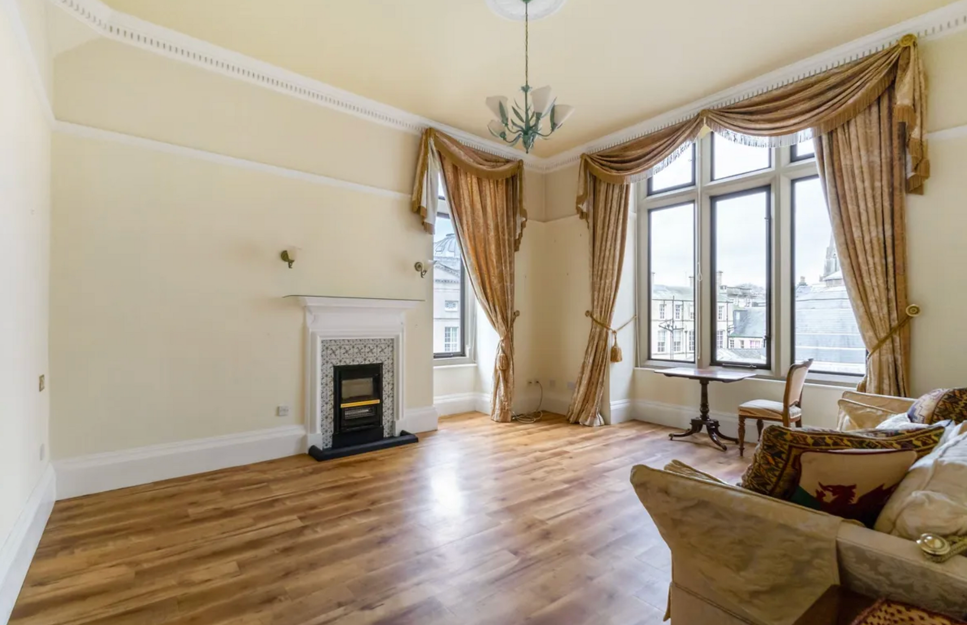 Grade II Listed The Empire - Flat, 1 Bedroom, 1 Bathroom, Bath, £170k