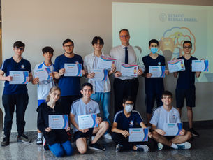 Estudantes da Escola das Nações conquistam medalhas e menções honrosas no desafio Bebras Brasil
