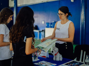 Alunos do High School participam de Feira Universitária
