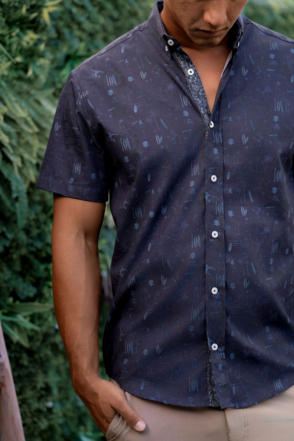 Thumbnail: NUKUTEPIPI men's short-sleeved shirt in navy blue organic cotton