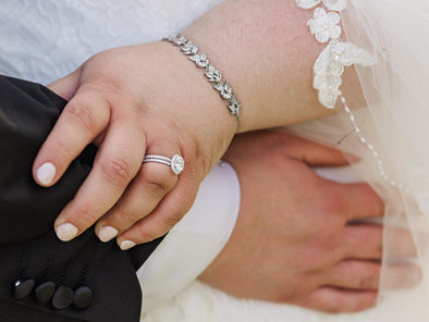 Michelle and Eric's Summer Wedding at The Kensington Hotel in Ann Arbor, Michigan