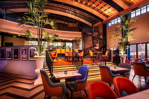 Pillars-restaurant.jpg