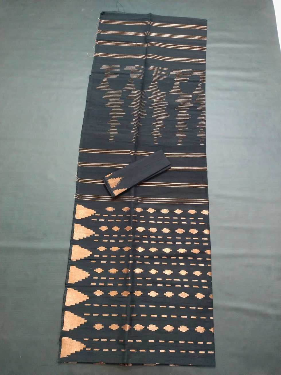 Black Color Combination Jamdani Saree With Blouse Piece