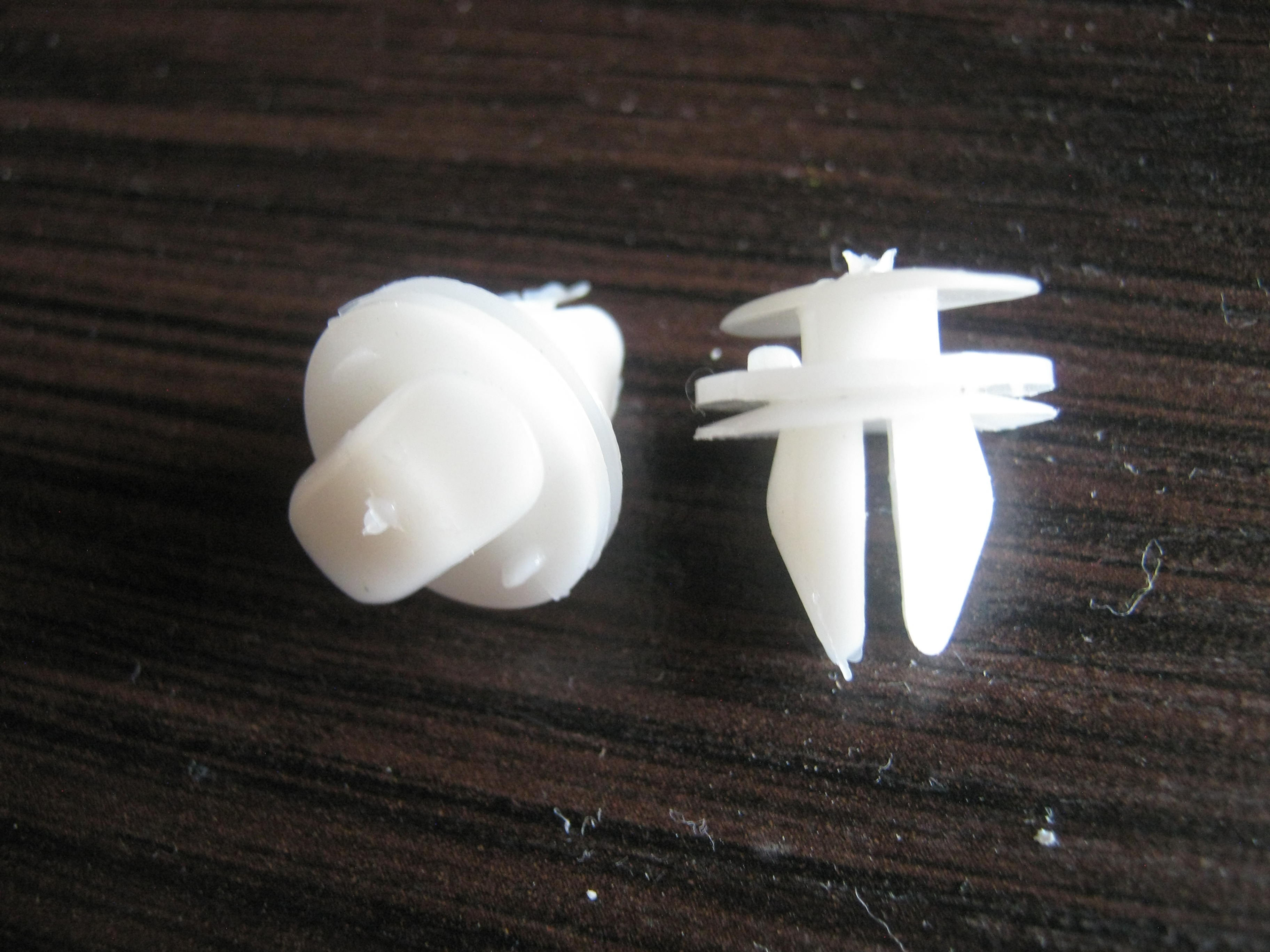 Клипса обшивки дверей ВАЗ 2105 2121