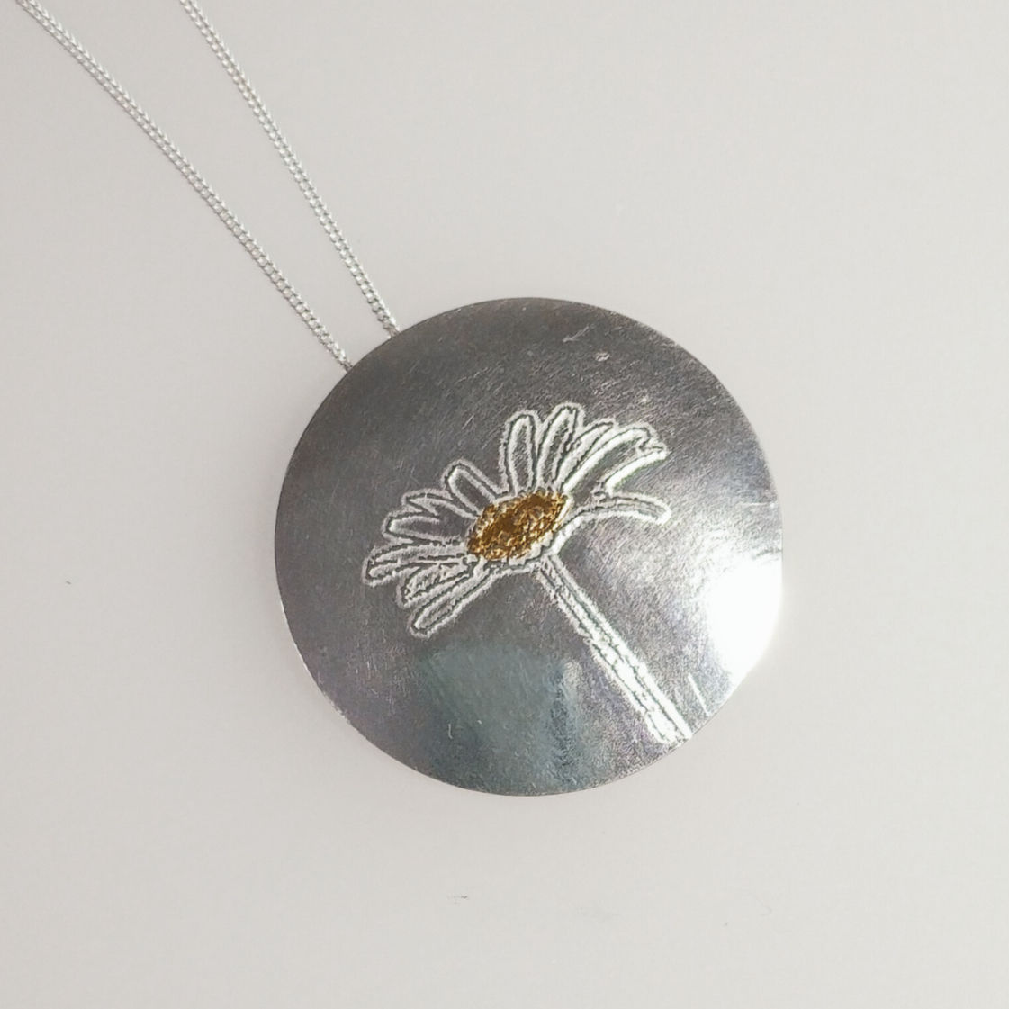 "Shasta Daisy" Pendant
