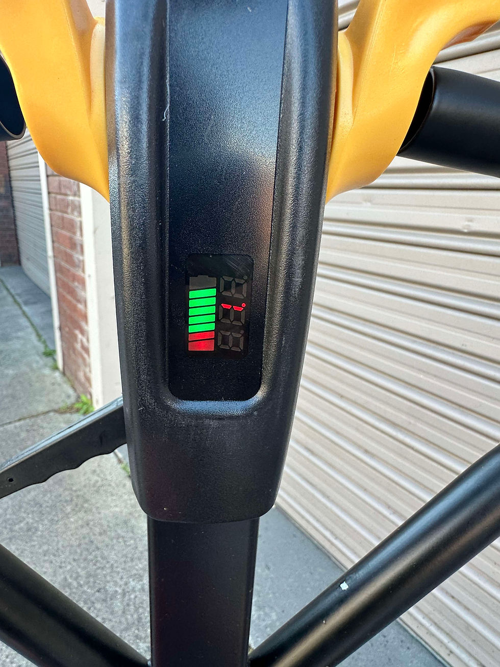 Thumbnail: Semi Electric Pallet Hand Trolley Jack 3T Battery Display