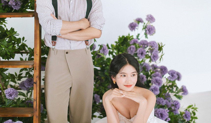 Chụp ảnh cưới hàn quốc - thang gỗ 1