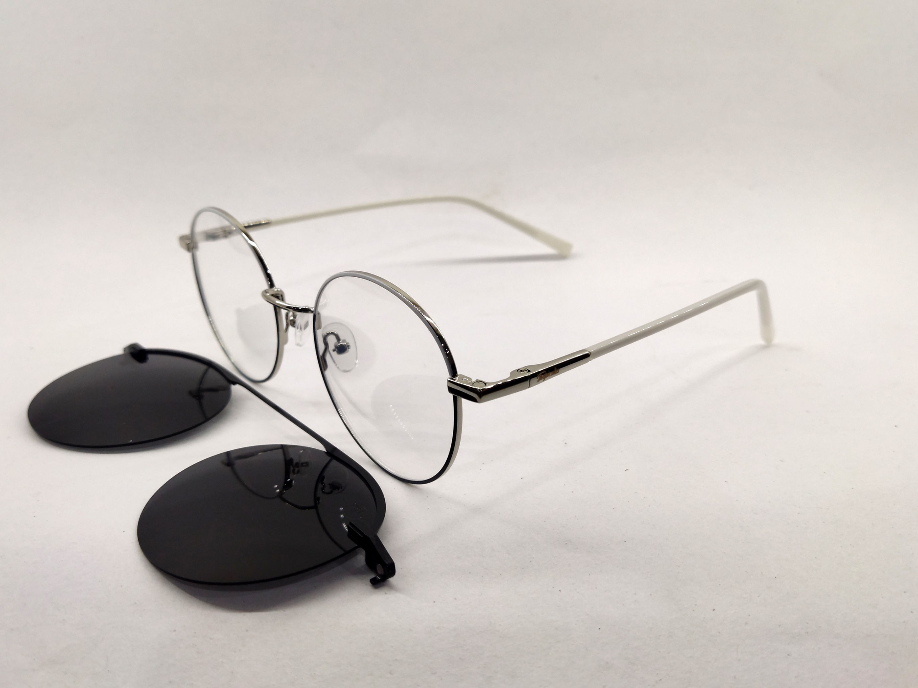 Armação Óculos de Grau Carry