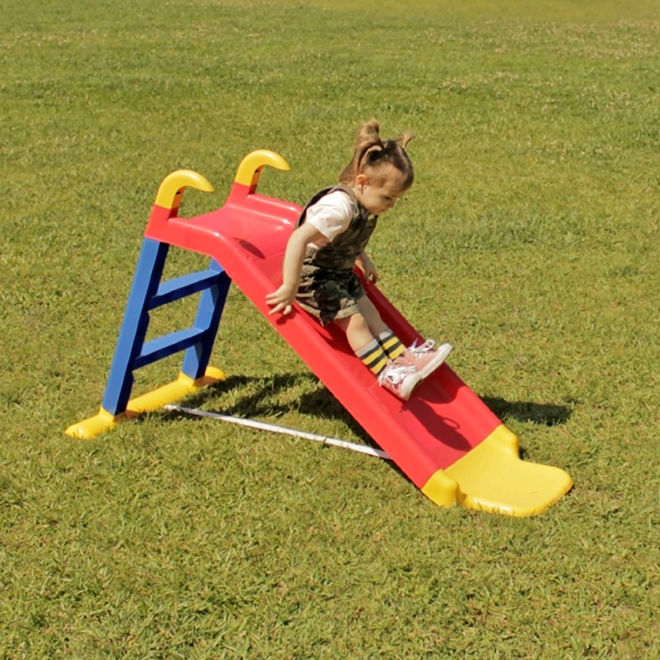 Dulica - escorrego crianças brincando
