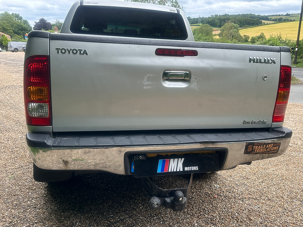 Thumbnail: Toyota Hilux Invincible 2010 D/Cab PickUp 3.0 D-4D 4WD 171 Auto PICK UP