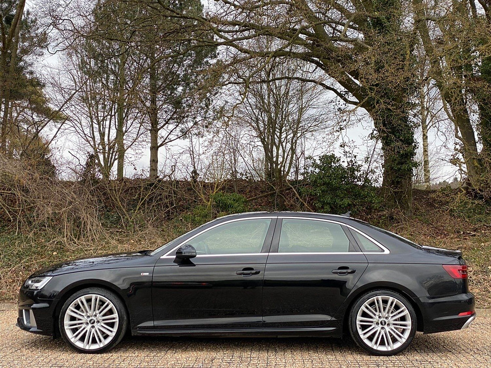 Thumbnail: 2019 Audi A4 35 TDI S Line 4dr S Tronic Automatic BLACK SALOON Diesel