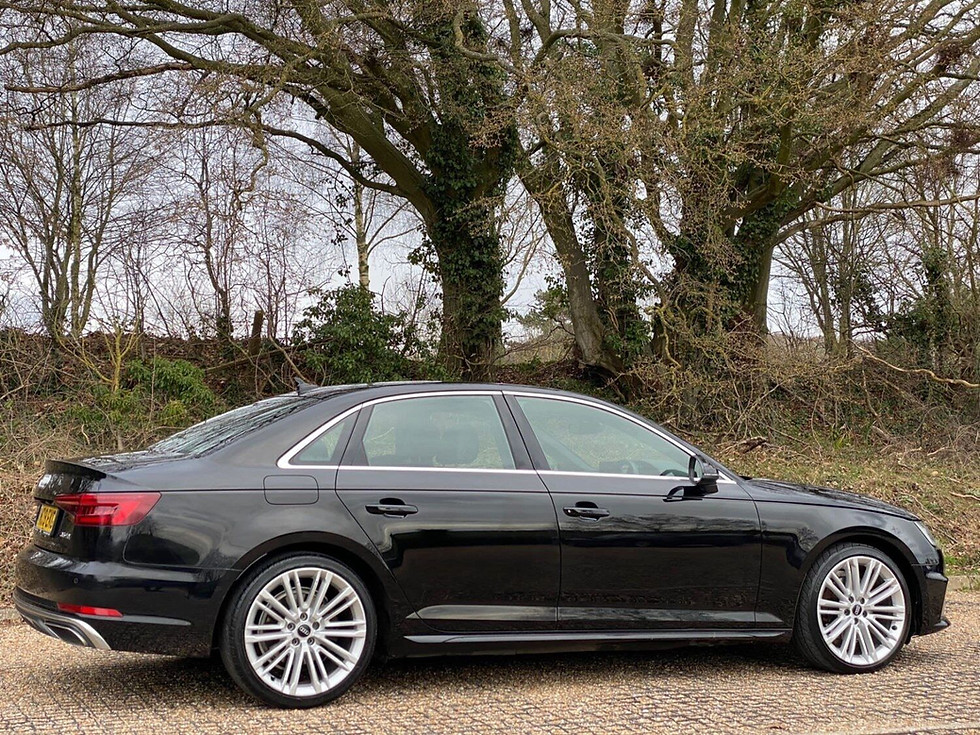 Thumbnail: 2019 Audi A4 35 TDI S Line 4dr S Tronic Automatic BLACK SALOON Diesel
