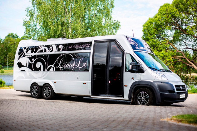 Party bus autubosų įrengimas