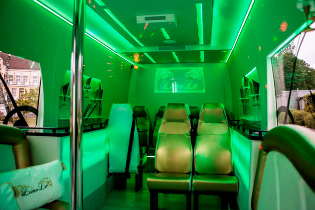 Party bus autubosu irengimas