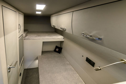 Mikroautobusu vidaus irengimas