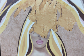 رسمة البنت بتراب الوطن.png