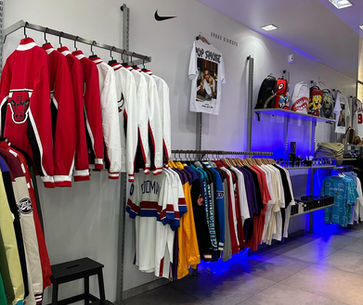 Intérieur de la boutique Urban Diamond