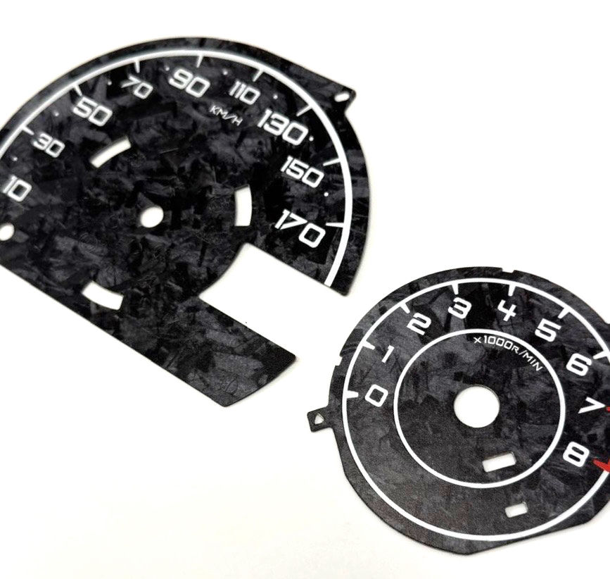 Thumbnail: Bug Citroen C1 Toyota Aygo Peugeot 107 KM/H Forged Carbon Dial Cards