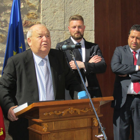 SANT JORDI OBRI LES PORTES DEL SEU NOU CENTRE CÍVIC EN EL DIA DEL SEU PATRÓ.