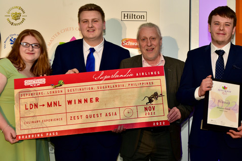 Zest Quest Asia 2022 Champions Rhiannon Siddall, Max Heath, Andrew Gabbitas and Jack Hayes