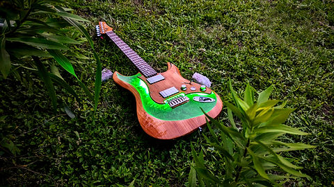 X2-S Pro: Earth | Modugno Guitars