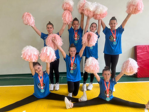 «Всеукраїнські шкільні ліги пліч-о-пліч» з черлідингу!