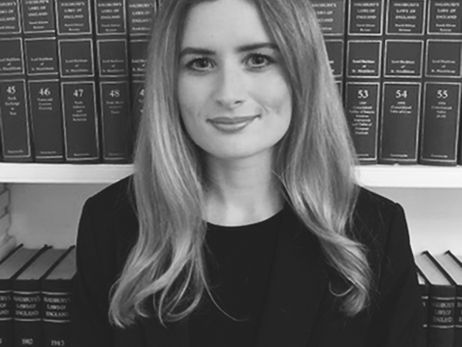 Immigration Offences: Isabella Kirwan Secures Suspended Sentence in Case of Deception