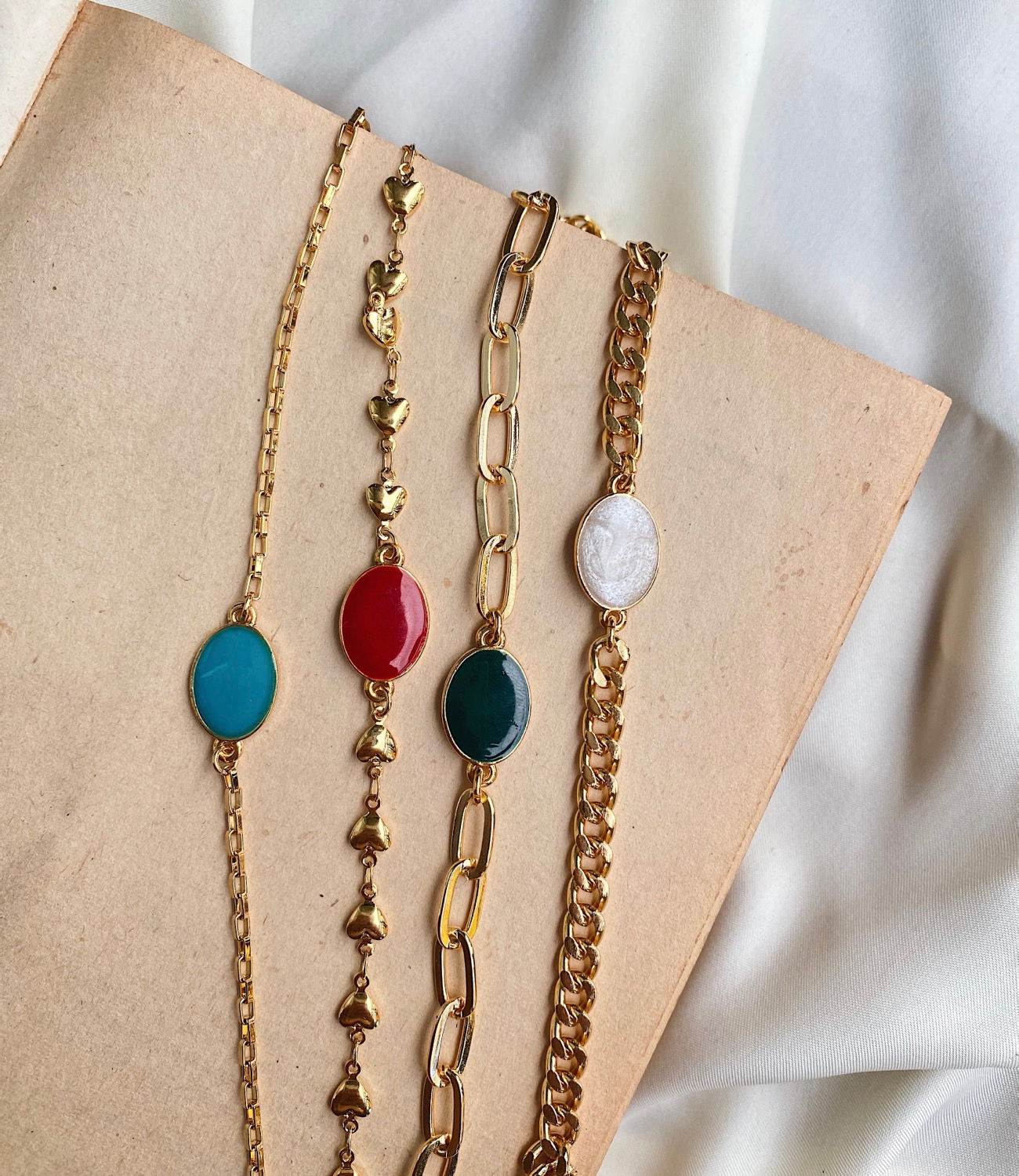 Renkli Mineli Bileklik